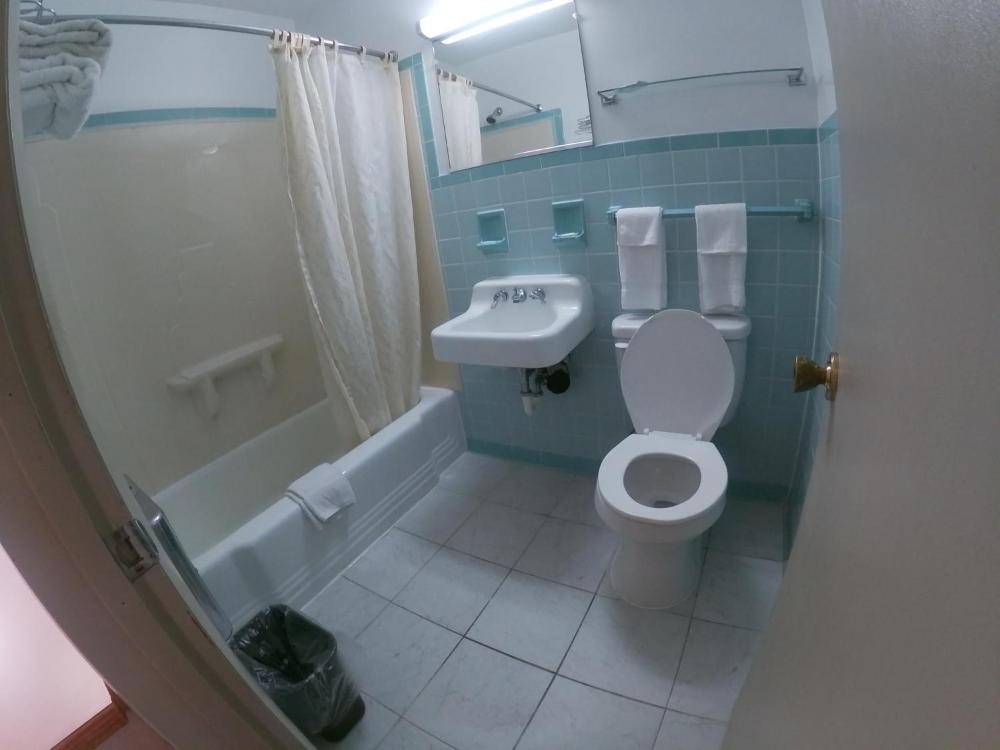 Room image 2